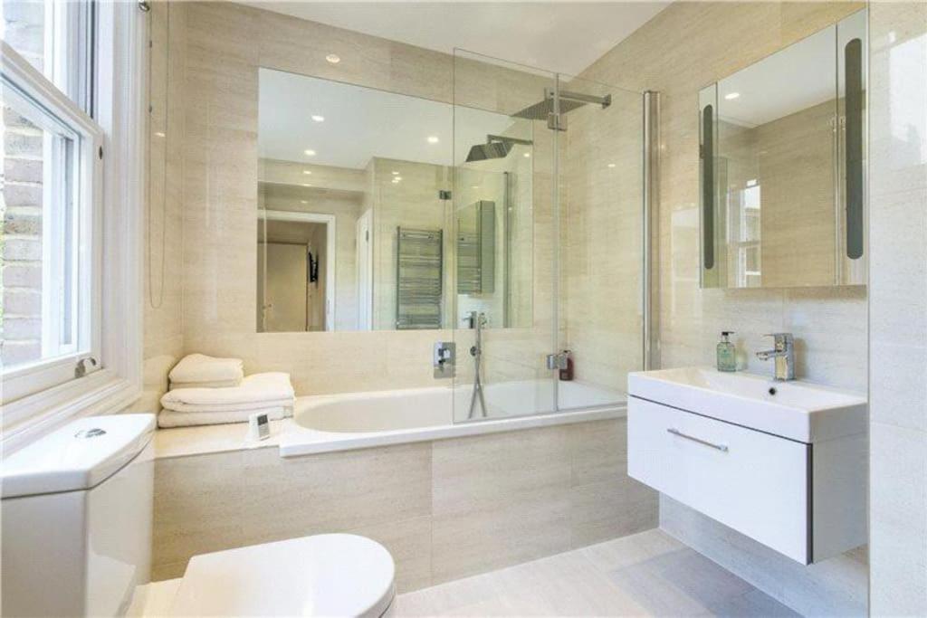 Appartamento Stunning 2 Bed - Bond Street And Selfridges! Londra Esterno foto