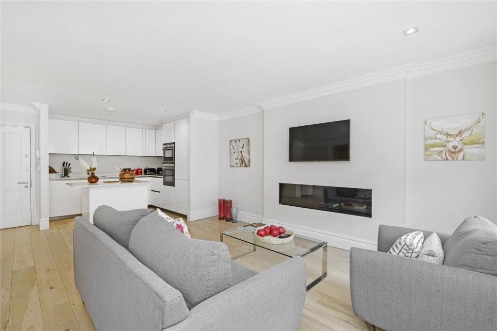 Appartamento Stunning 2 Bed - Bond Street And Selfridges! Londra Esterno foto